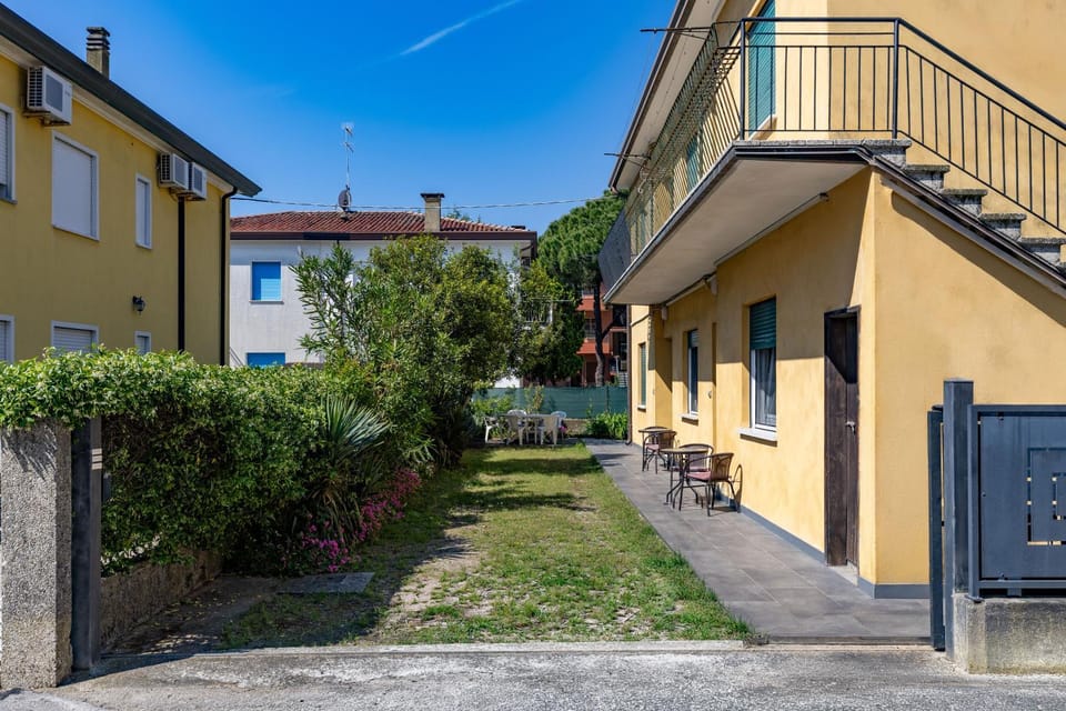 Property building, Garden, Garden view