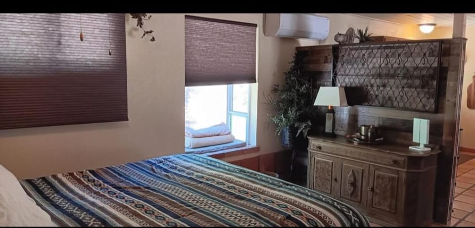 1948 Cottage with today's amenities Chalet in Sierra Nevada