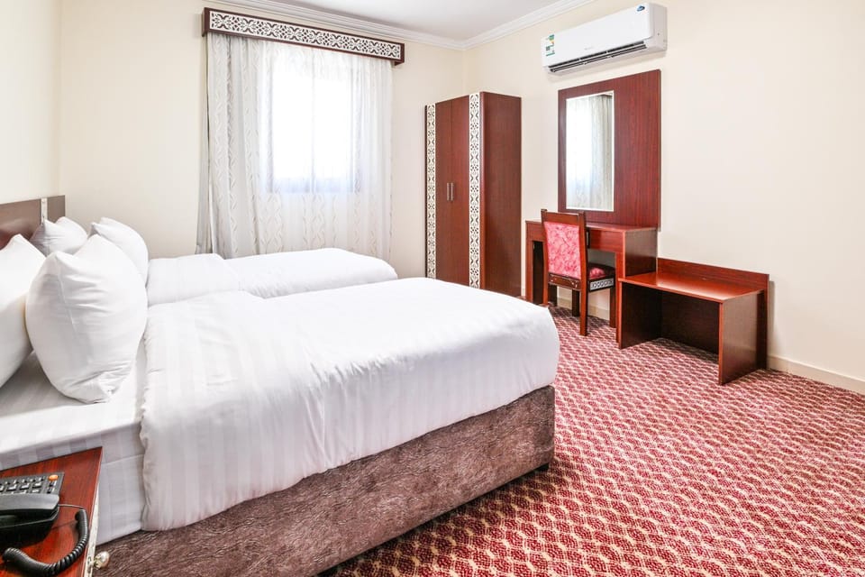 Bed, Bedroom, wardrobe