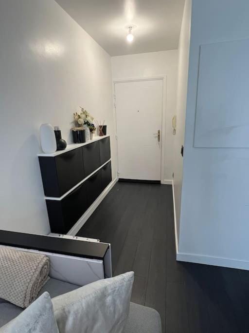 Superbe T2, Paris, Stade de France, WIFI, Parking Apartment in Saint-Denis, France