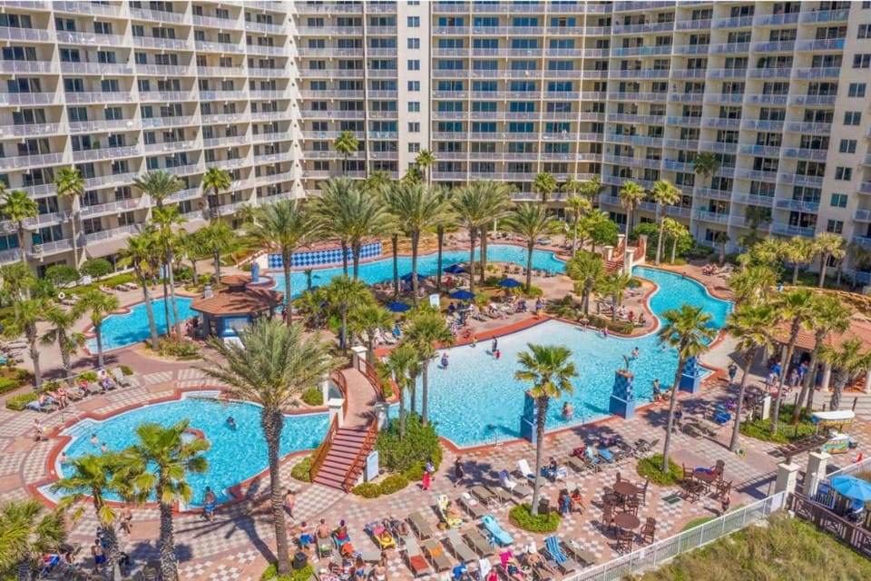 Spacious and Stylish Condo House in Panama City Beach