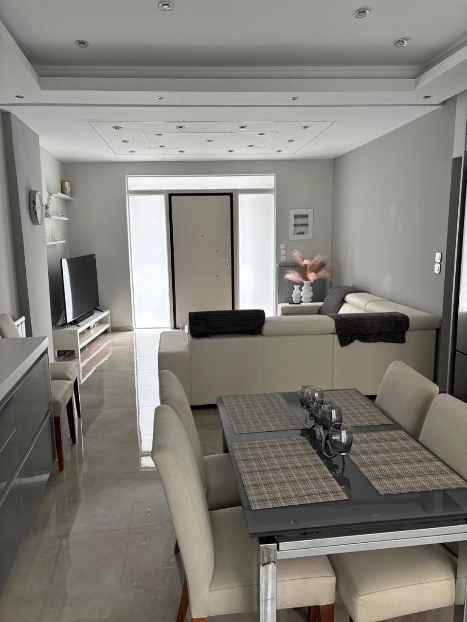 Cozy home Apartment in Piraeus Regional Unit, Greece