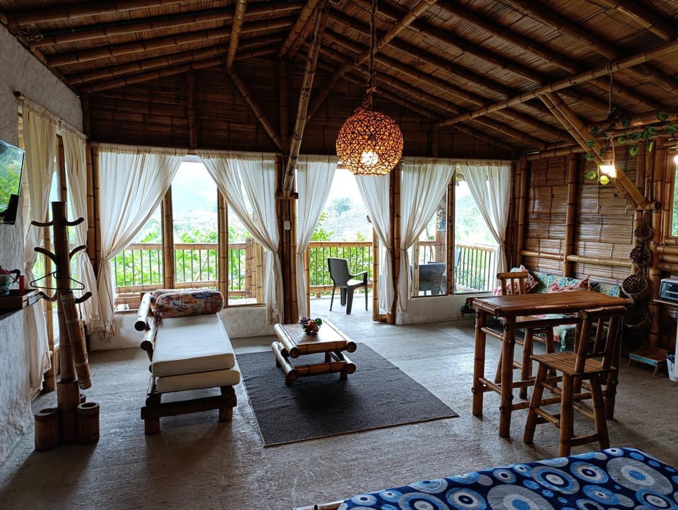 Bed, Living room, Photo of the whole room, Dining area, Bedroom