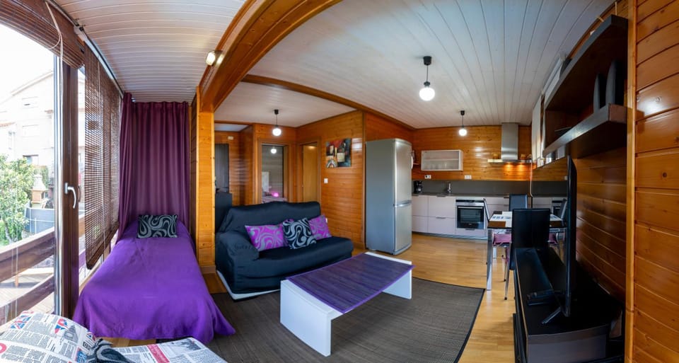 CABAÑA VILA DO MAR Campground/ 
RV Resort in Viana do Castelo District, Portugal