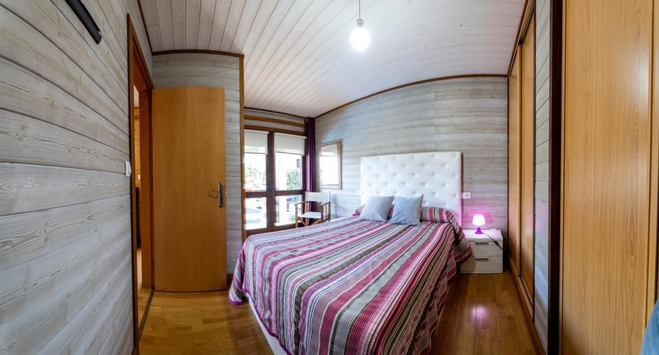 CABAÑA VILA DO MAR Campground/ 
RV Resort in Viana do Castelo District, Portugal