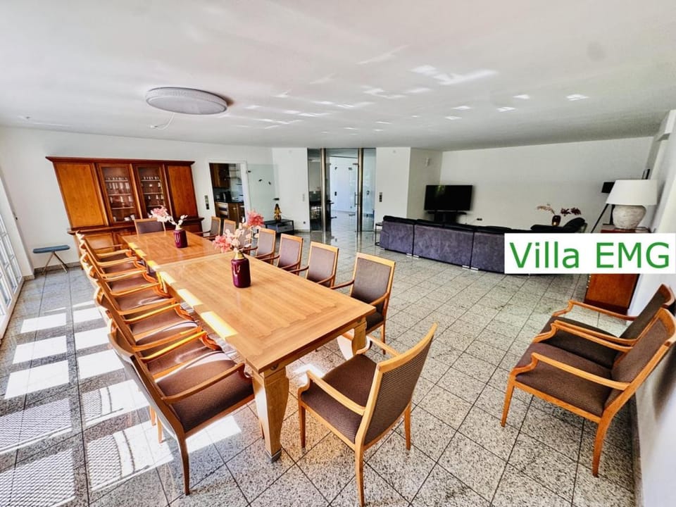 Communal lounge/ TV room, Dining area