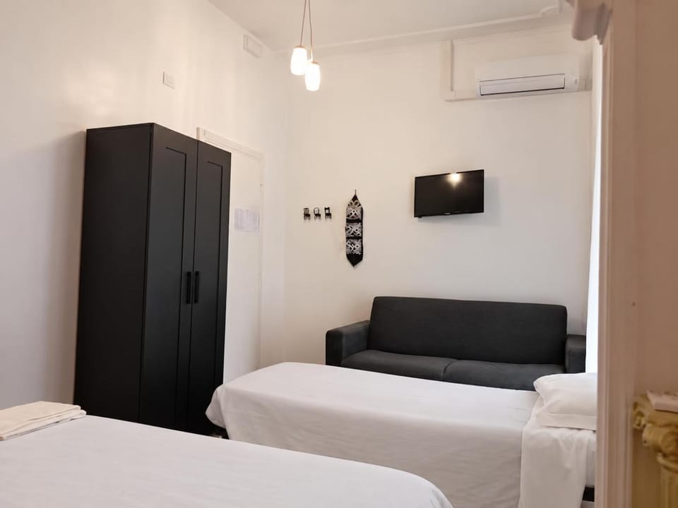 TV and multimedia, Bedroom