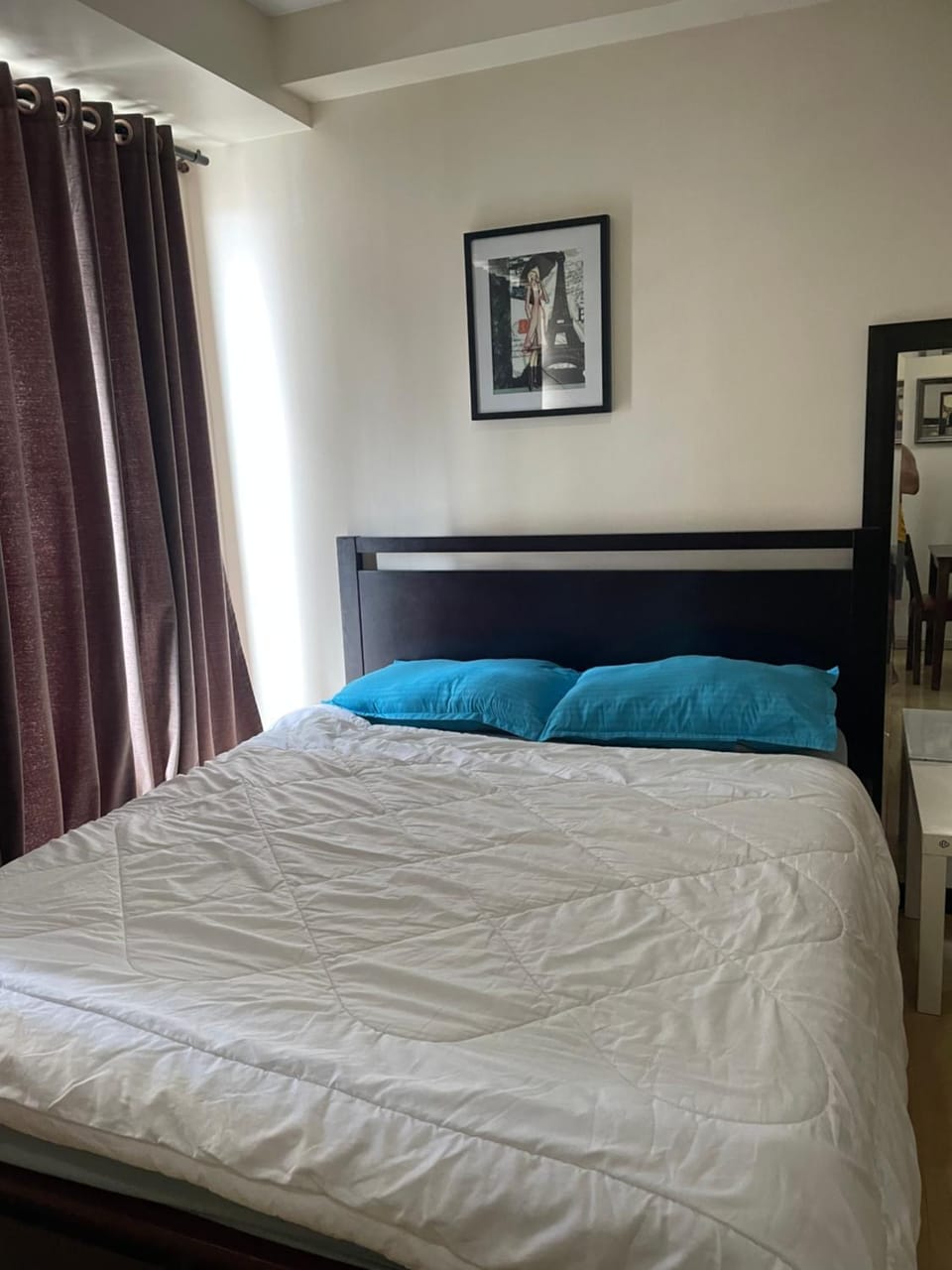 SOHO Condotel EDSA Shaw near SM Megamall FREE Pool Access Apartment in Mandaluyong