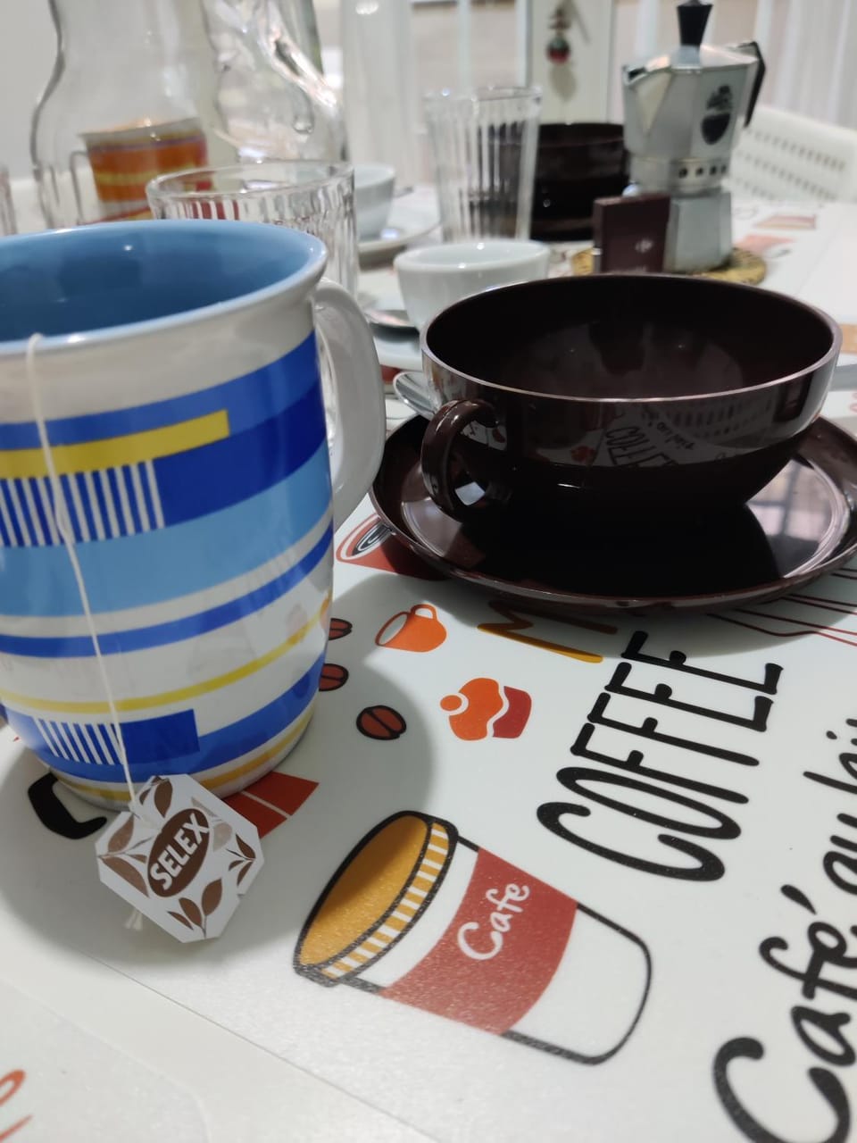 Coffee/tea facilities, Kitchen or kitchenette, Food and drinks, Food