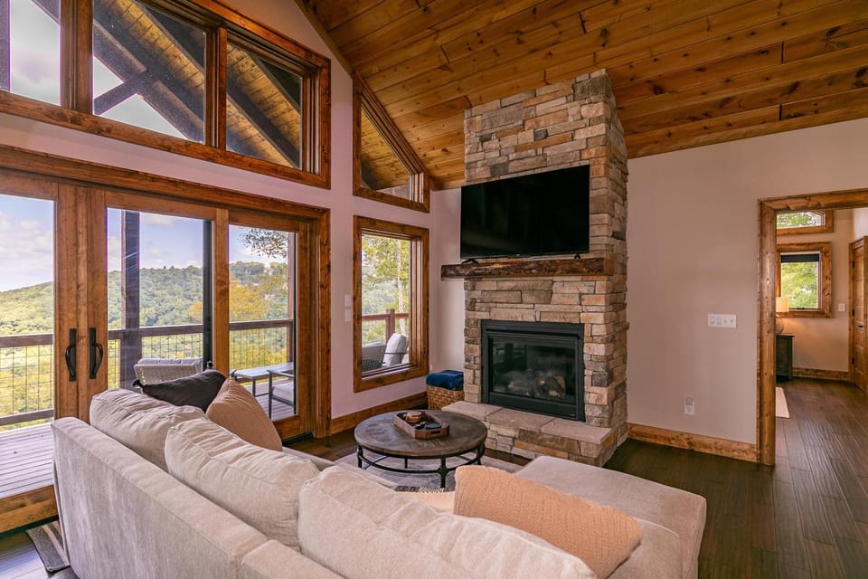 Blue Heaven House in Watauga