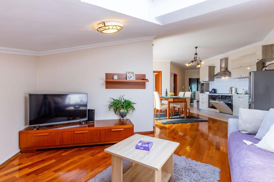 Di Di Taj Apartment with large balcony and BBQ Apartment in Zadar