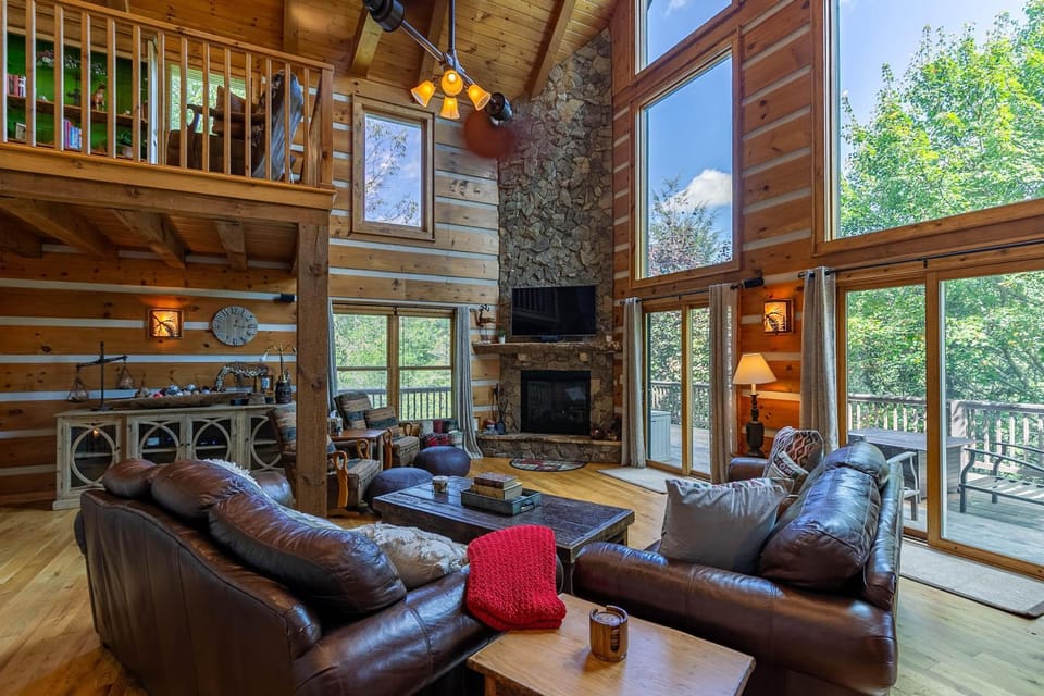 Cari's Rivers Edge House in Watauga