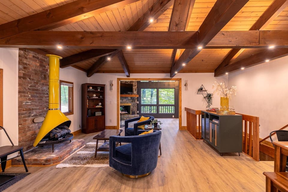 Blue Ridge Retreat at Linville Land Harbor House in Tennessee