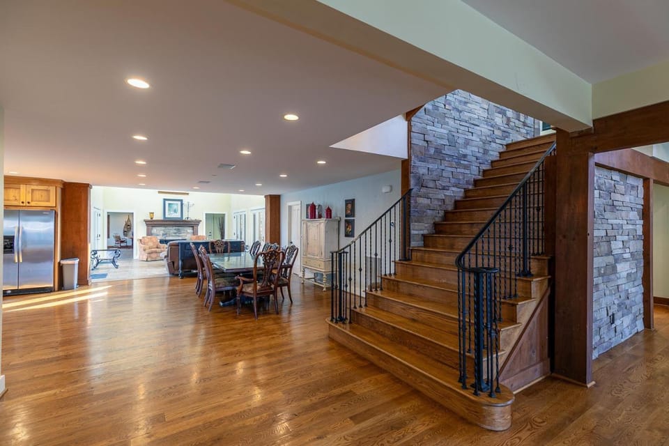 Sunnyside Farm House in Watauga