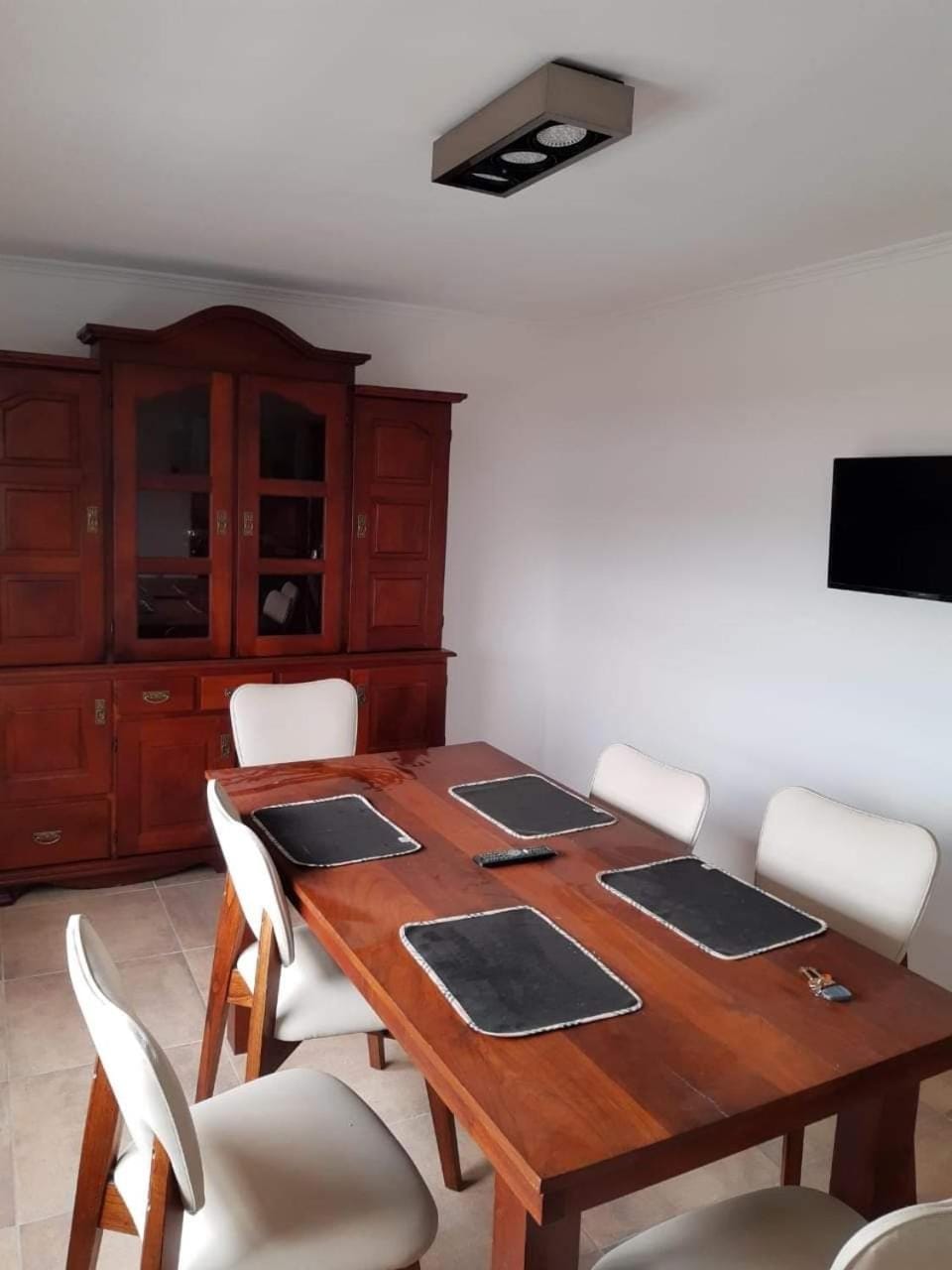 Amplio Dpto con 2 dormitorios primer piso independiente con asador Apartment in Cordoba Province