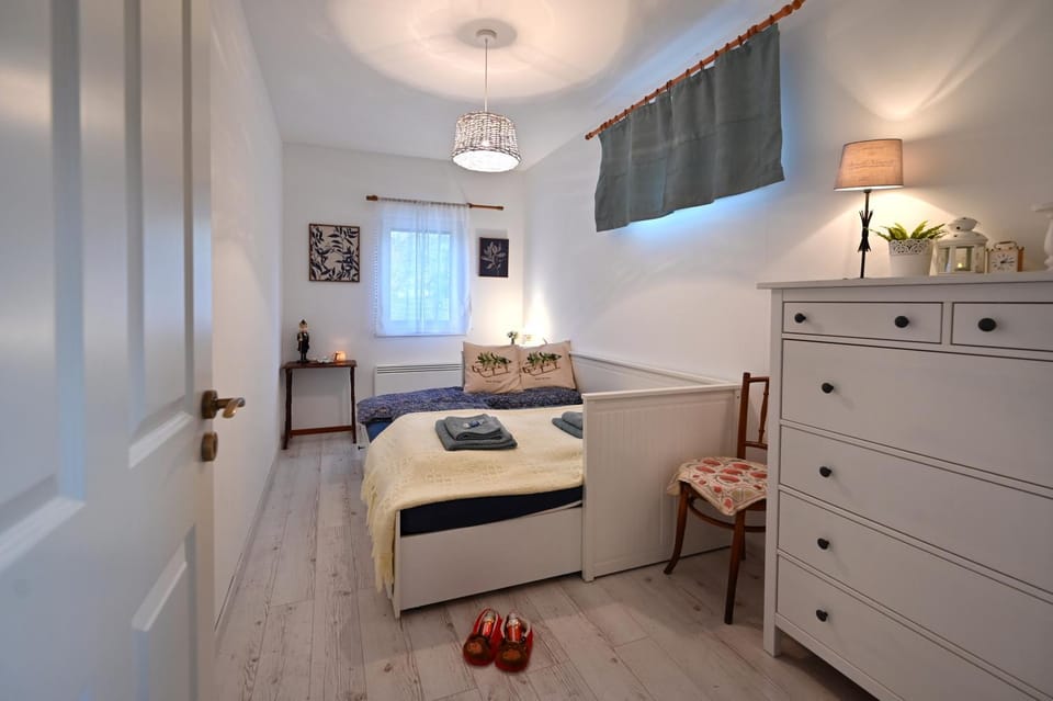 Gesztenyeház guest house with hot tub House in Hungary