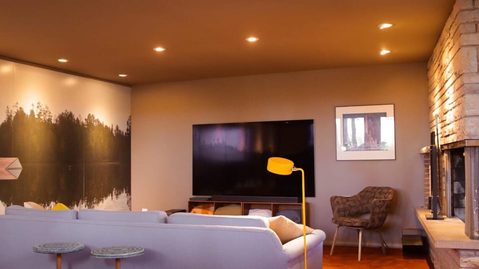TV and multimedia, Living room, Seating area