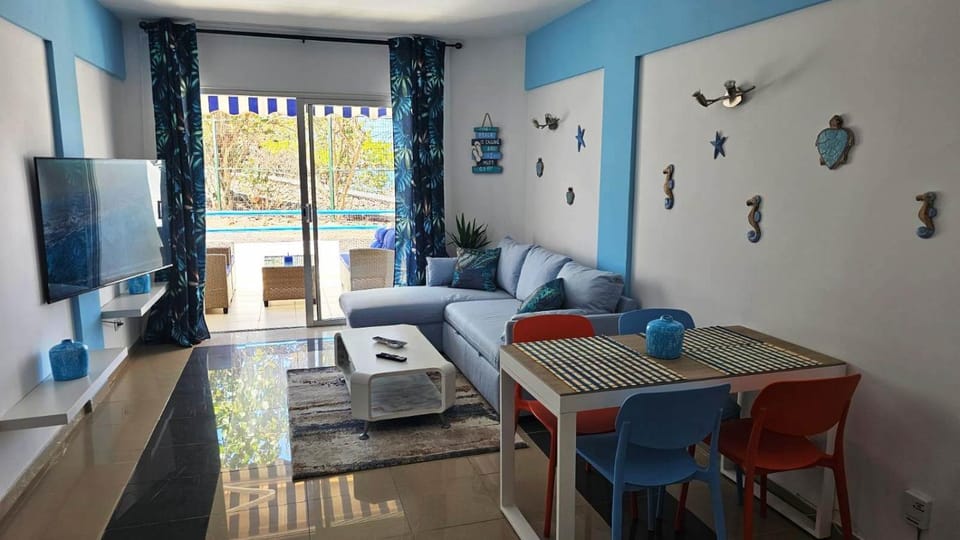 TV and multimedia, Photo of the whole room