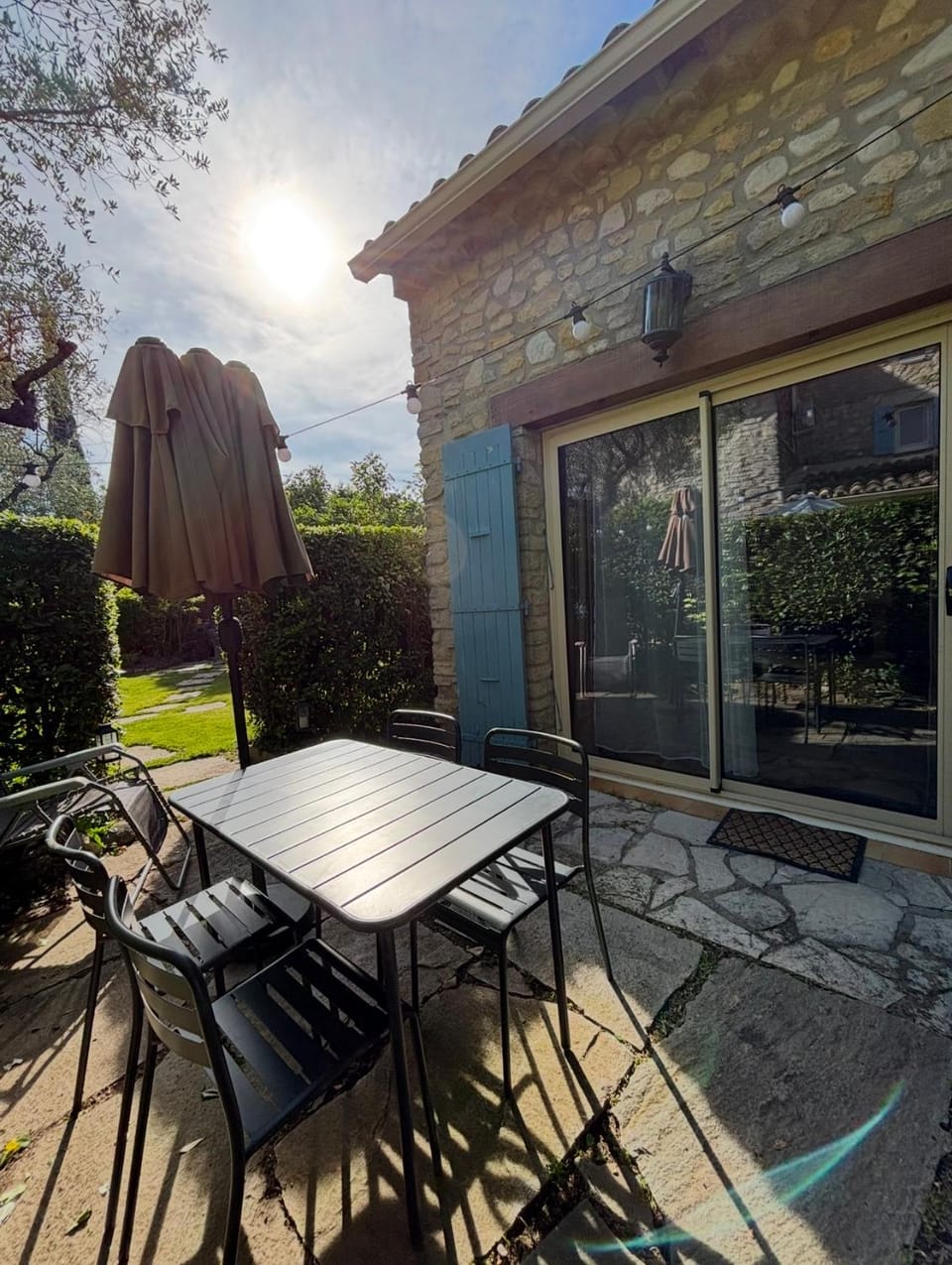 Patio, Garden view