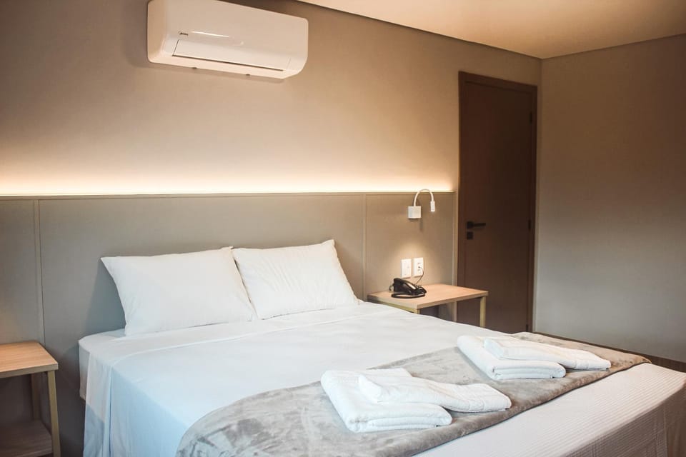 Bed, Photo of the whole room, Bedroom, towels, air conditioner