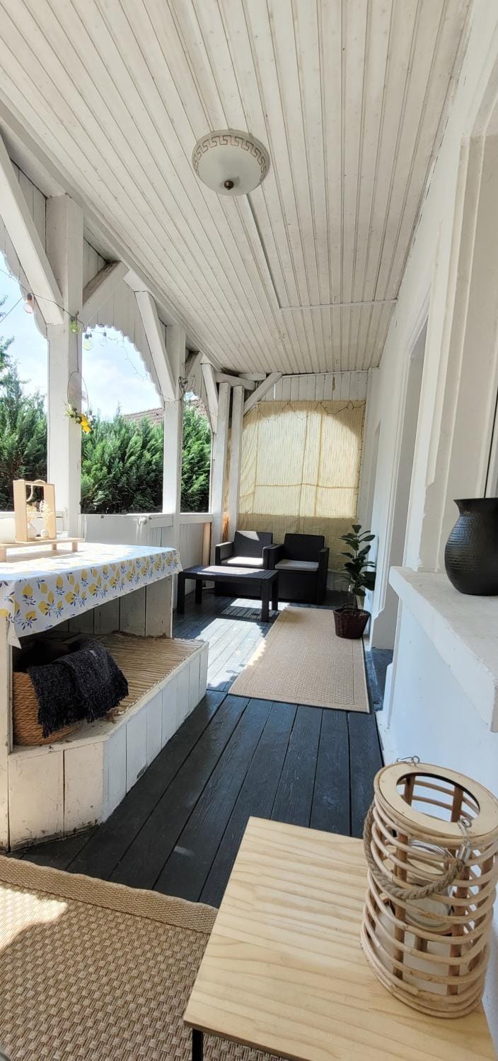 Balcony/Terrace, Seating area