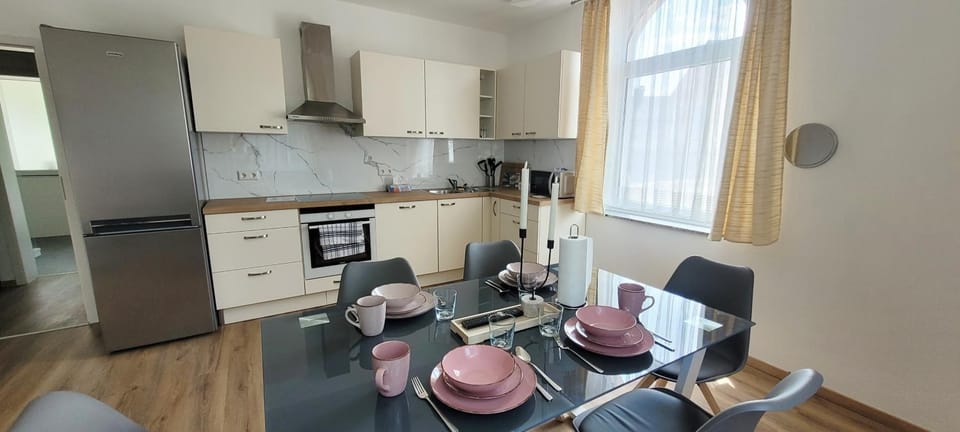 Kitchen or kitchenette, Living room, Dining area, dishwasher