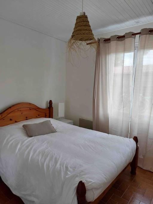 Maison 3 chambres Longeville House in Pays de la Loire