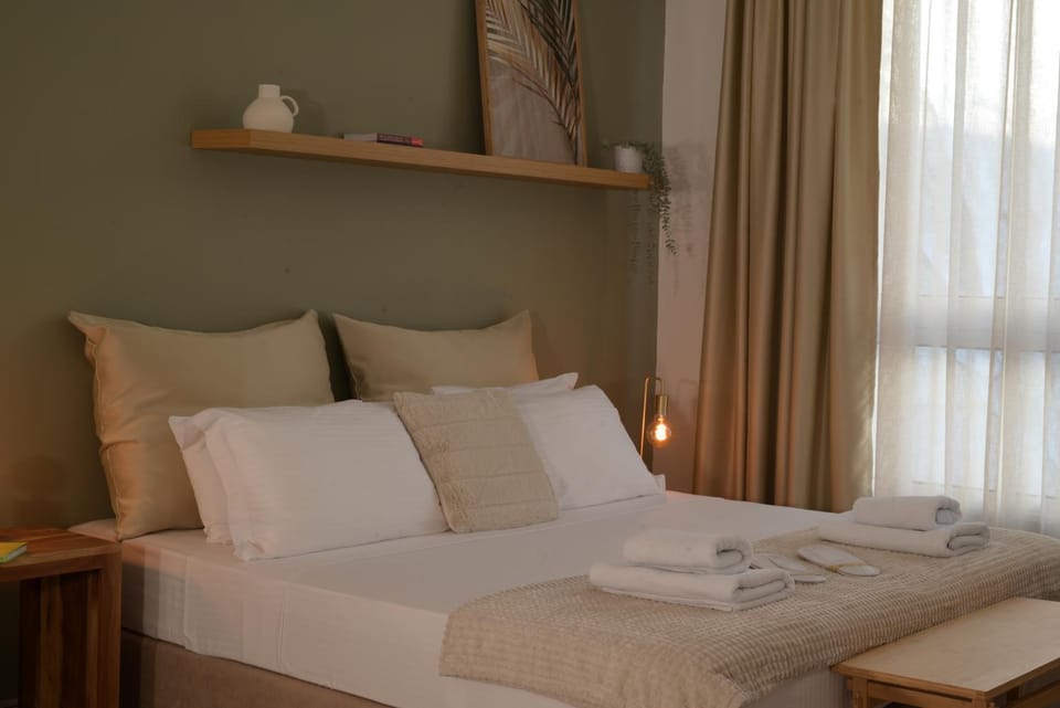 Athens Host - Harmony Apartment in Athens