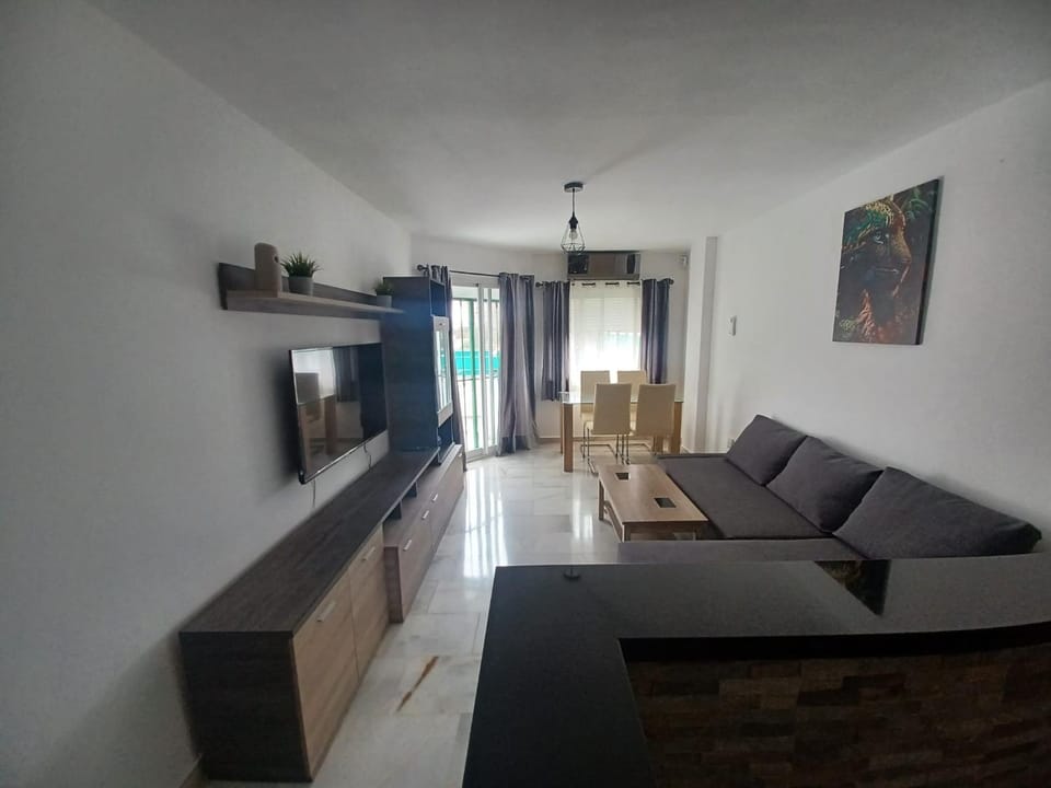 TV and multimedia, Living room, Dining area