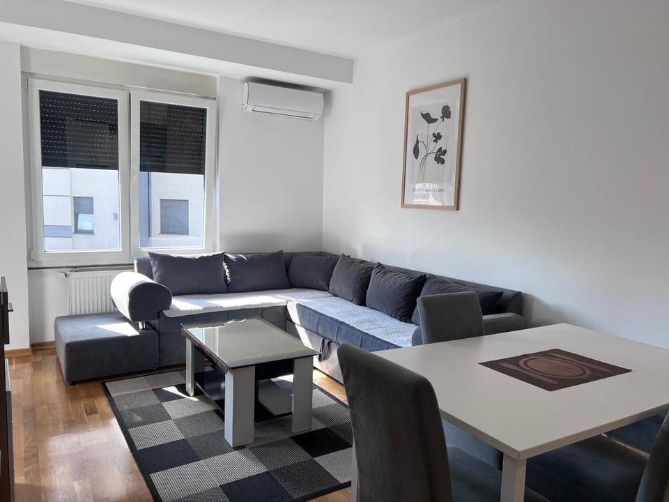 MSCondoApartment Apartment in Serbia