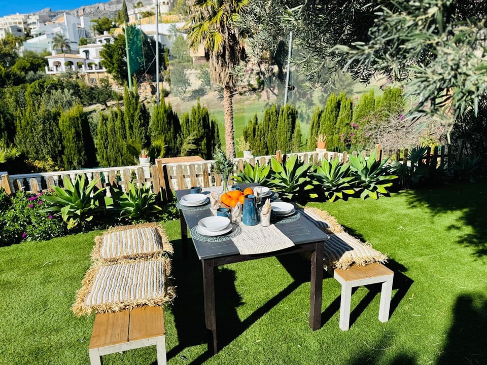 Spacious chalet on golf course Chalet in Marina Baixa