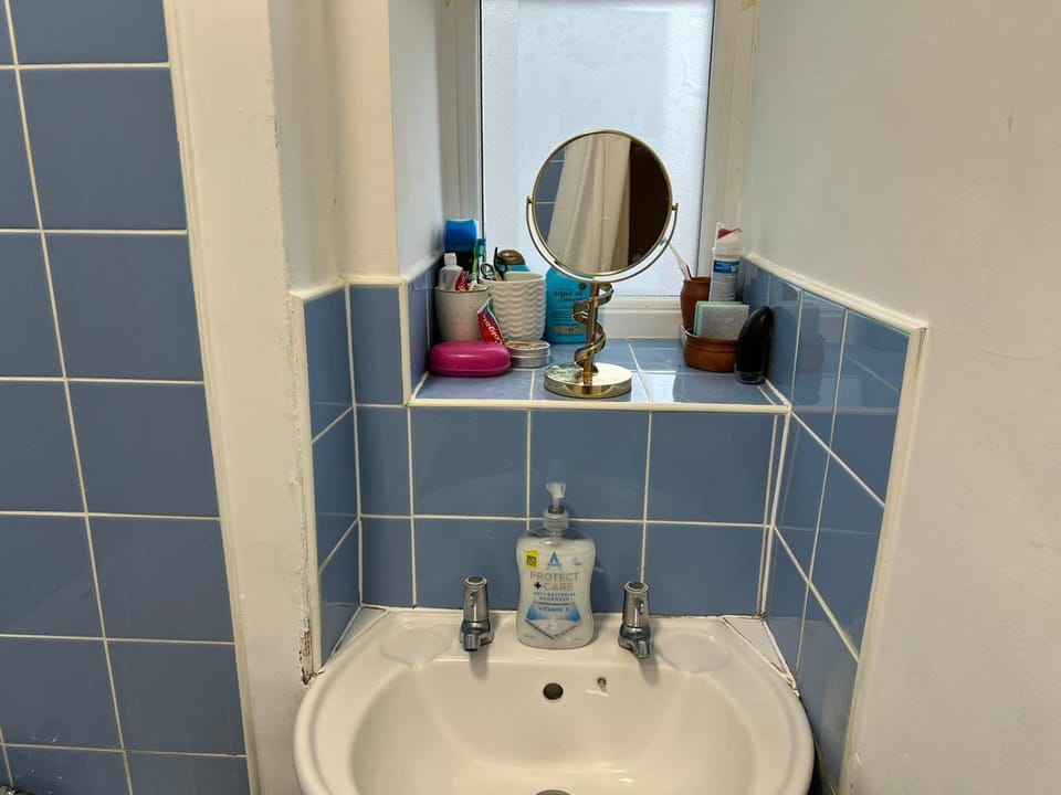 Live in White City Vacation rental in London