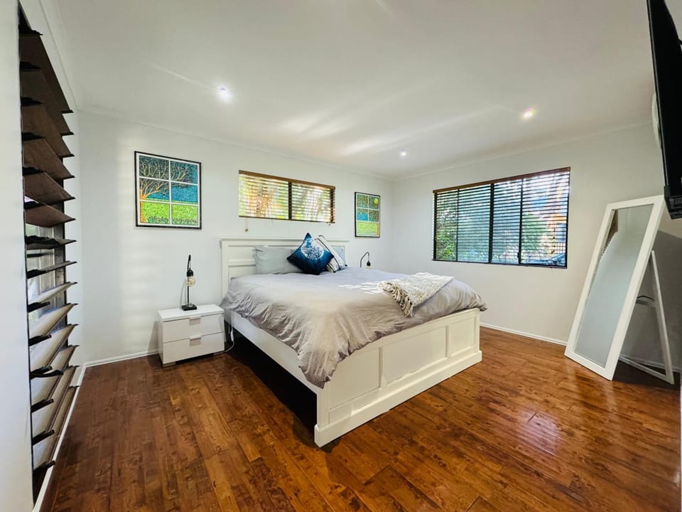 Crystal Cottage Retreat- Escape to the Hinterland! House in Tamborine Mountain