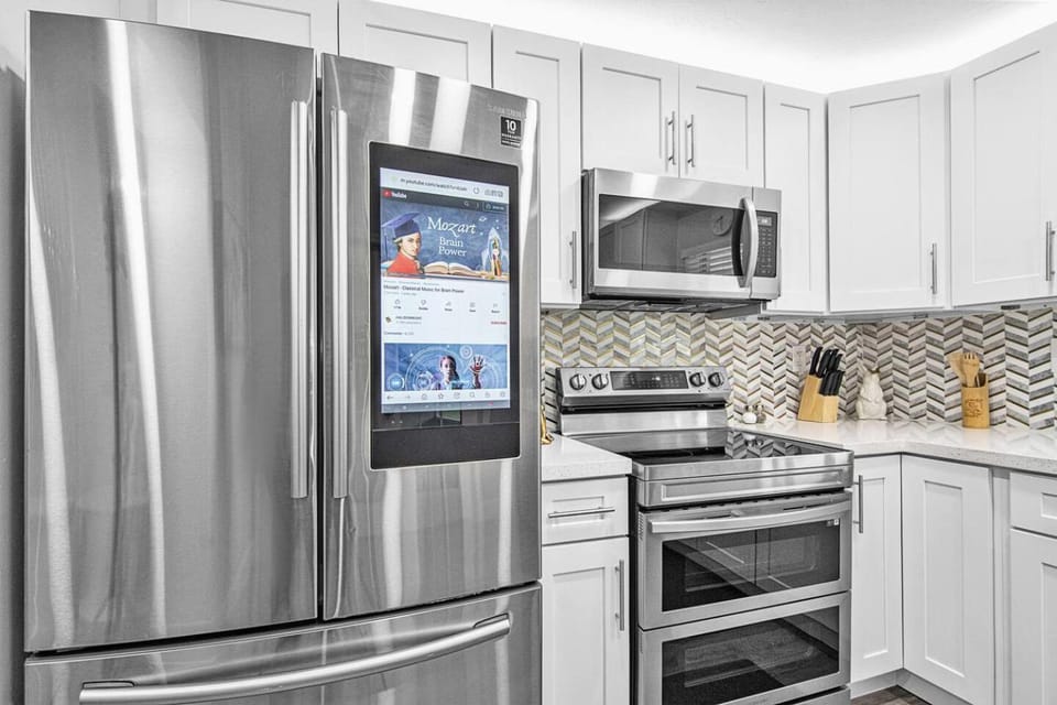 Rachaels upscale Two bedrooms Luxury Home House in Dania Beach