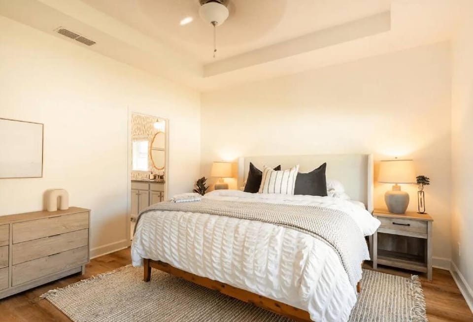 Bed, Bedroom