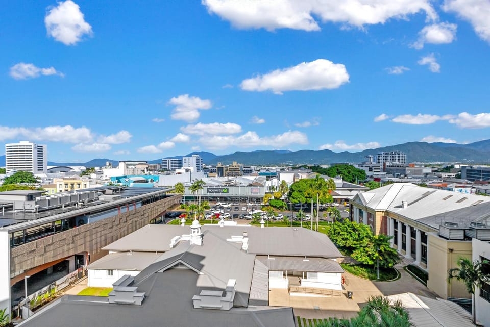 View (from property/room), City view