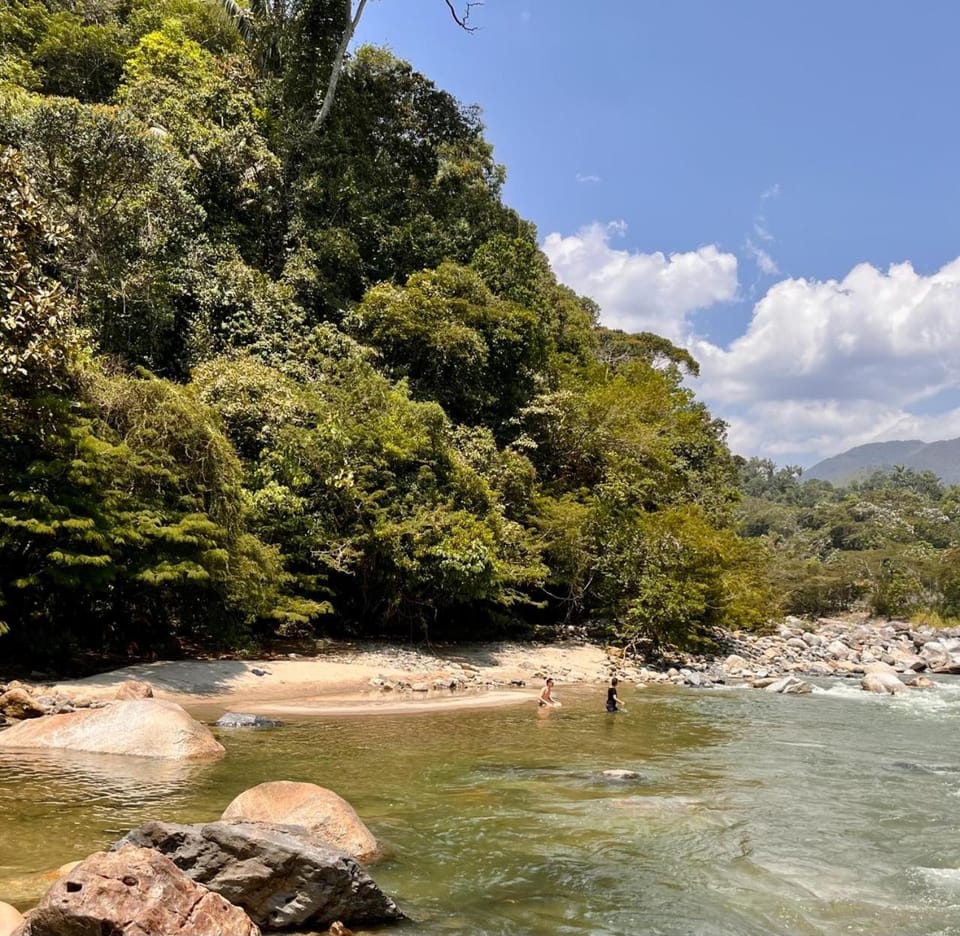 Nearby landmark, Spring, Day, Natural landscape, Beach, Mountain view, River view
