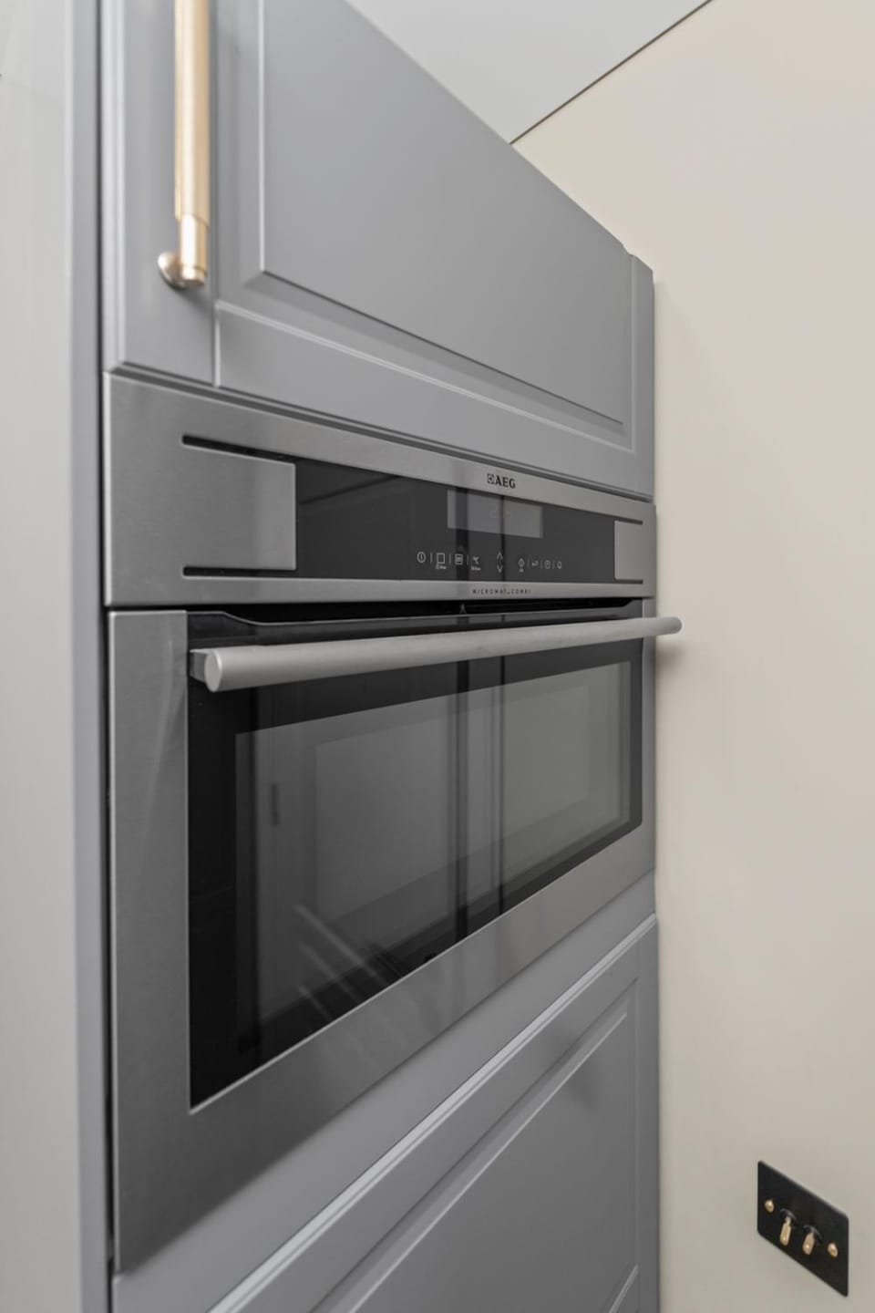microwave, oven