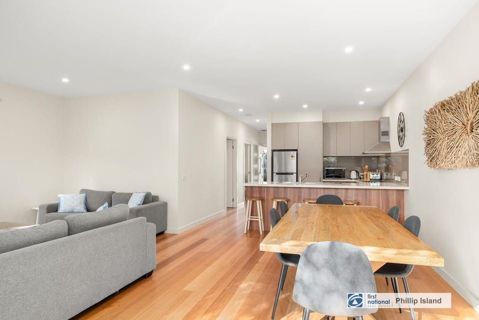 2-6 Broughton Ave, Cowes House in Cowes