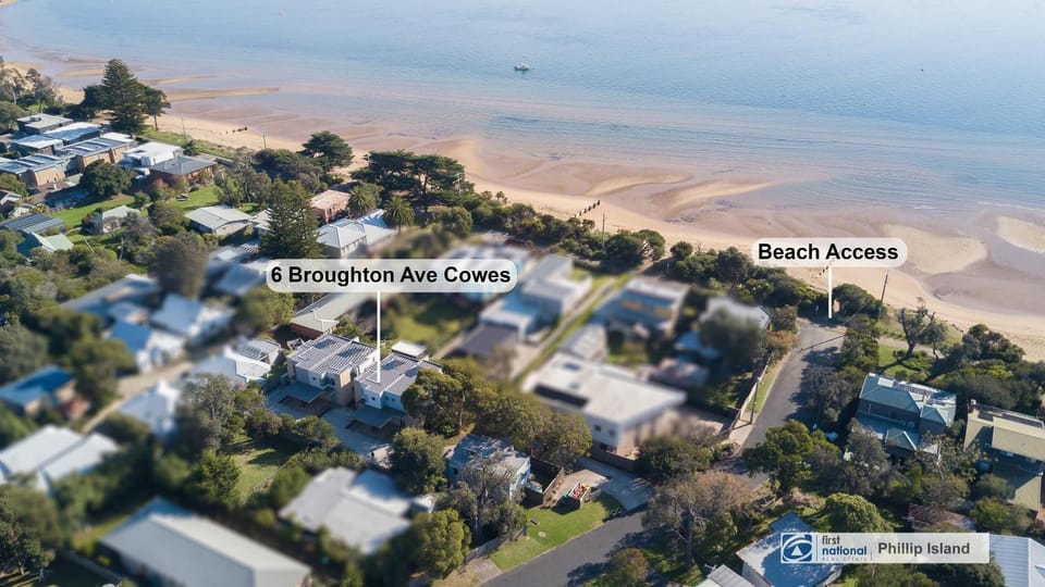 3-6 Broughton Ave, Cowes House in Cowes