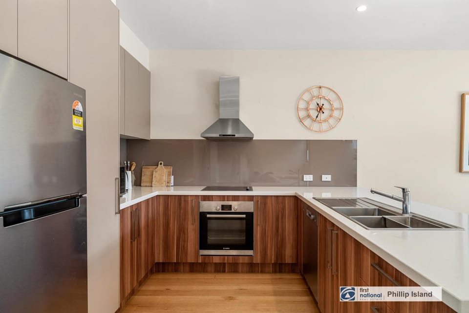 4-6 Broughton Ave, Cowes House in Cowes