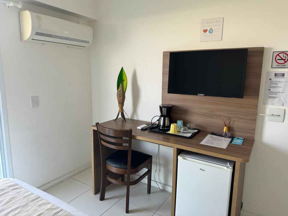 RioStay suíte com varanda ao lado do Riocentro Farmasi Arena Parque Olímpico Globo Projac Apartment in Rio de Janeiro