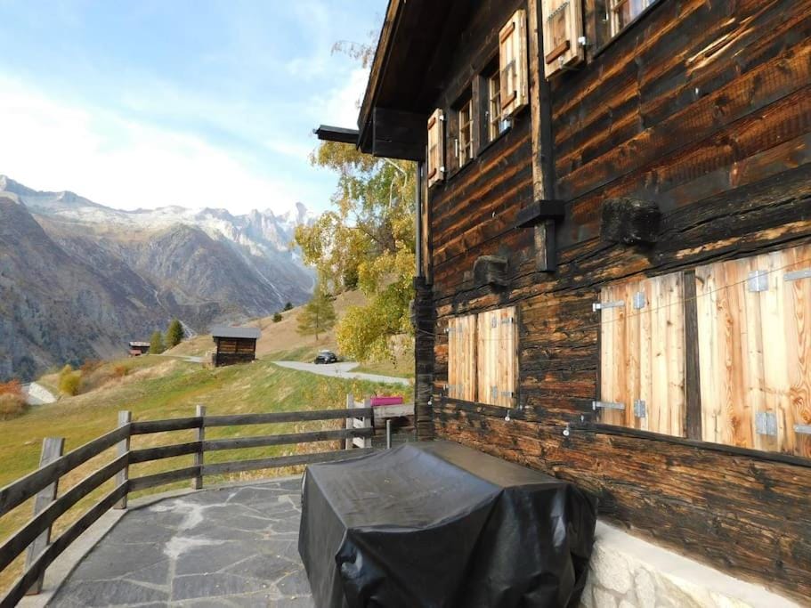 Chalet Schneeflöckli Apartment in Canton of Valais