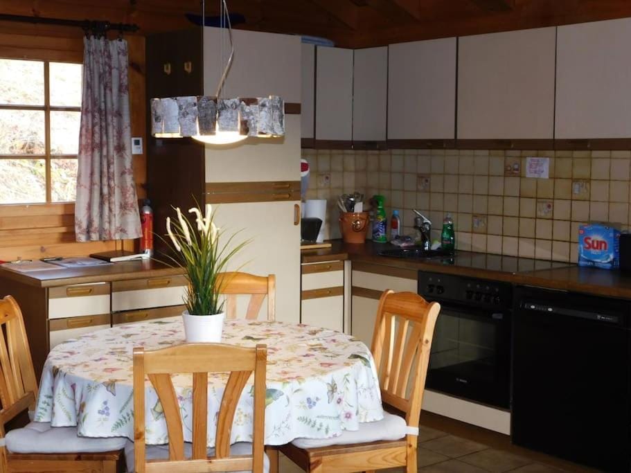 Chalet Schneeflöckli Apartment in Canton of Valais