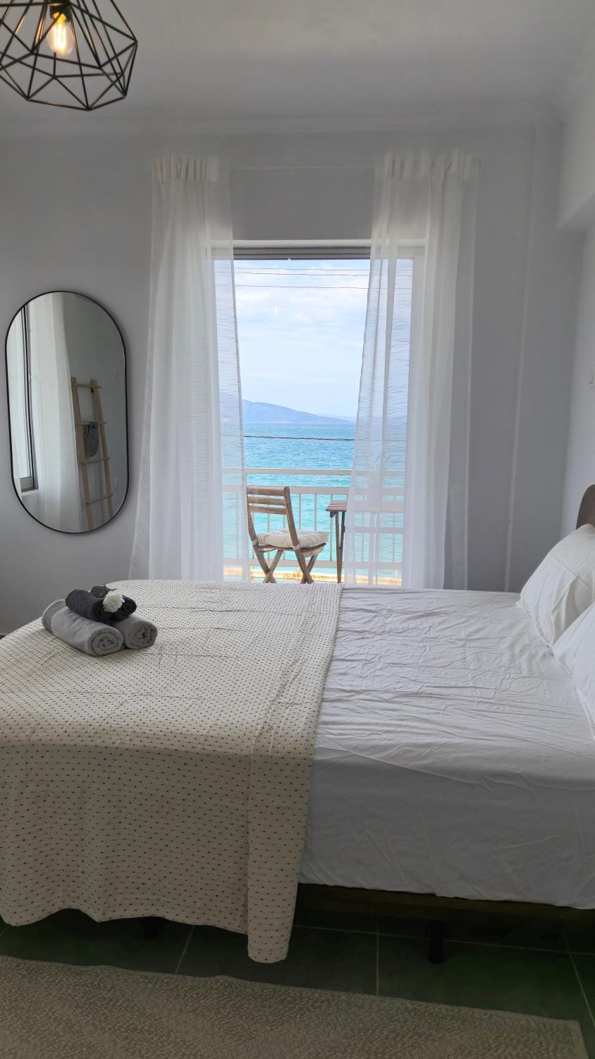 Bedroom, Sea view