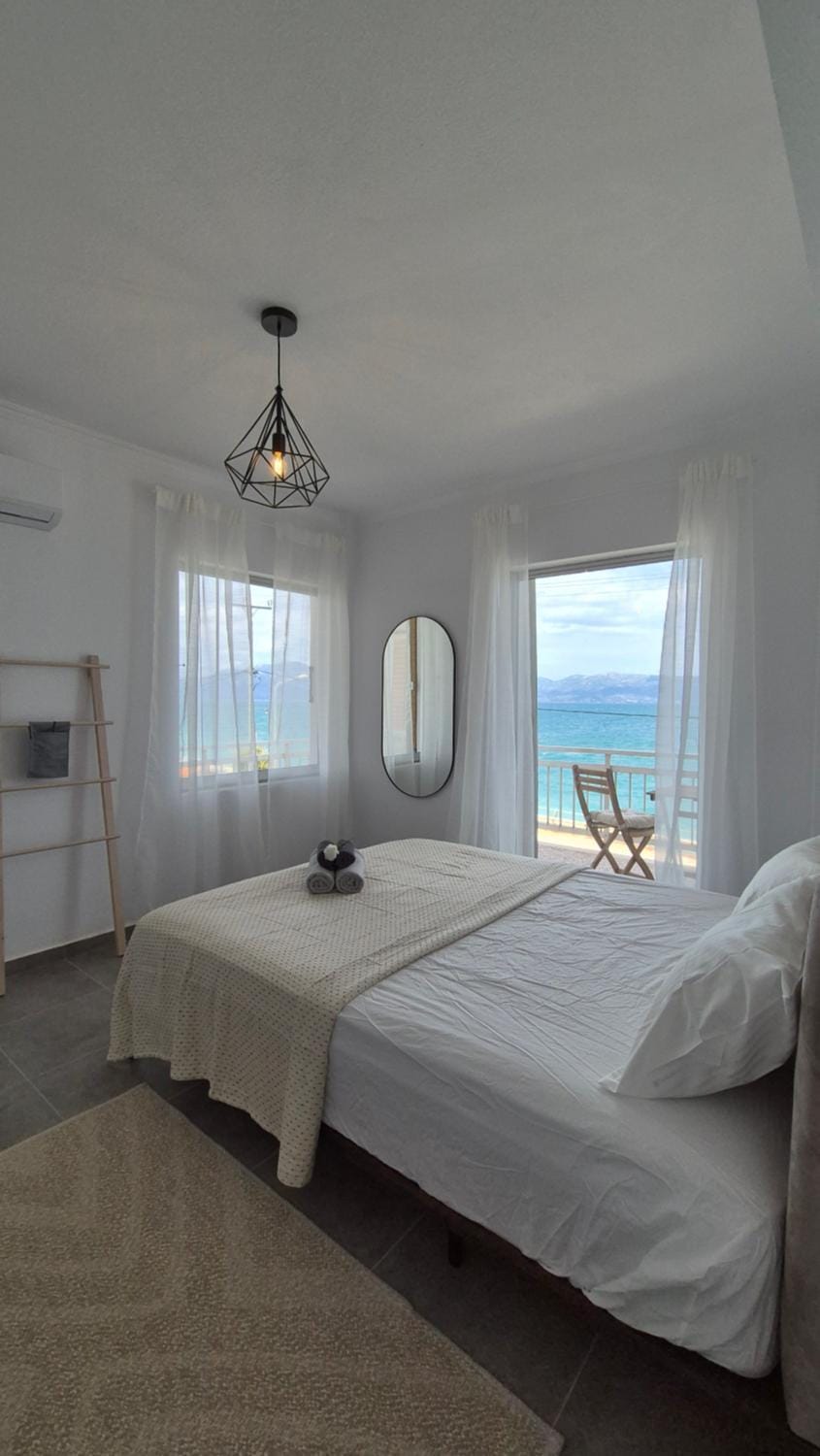 Bedroom, Sea view