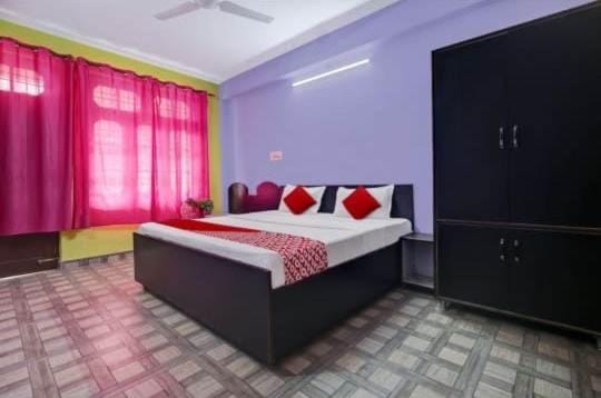 Bed, Photo of the whole room, Bedroom, wardrobe