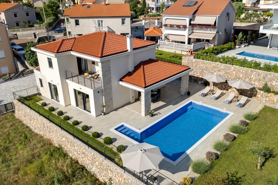 Luxury villa with a pool, panoramic sea view, beach - by Traveler tourist agency Krk ID 2406 Villa in Primorje-Gorski Kotar County