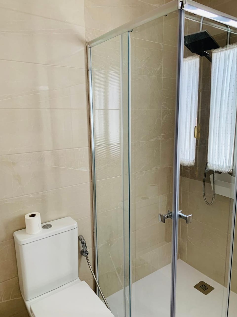 Shower, Toilet, Bathroom