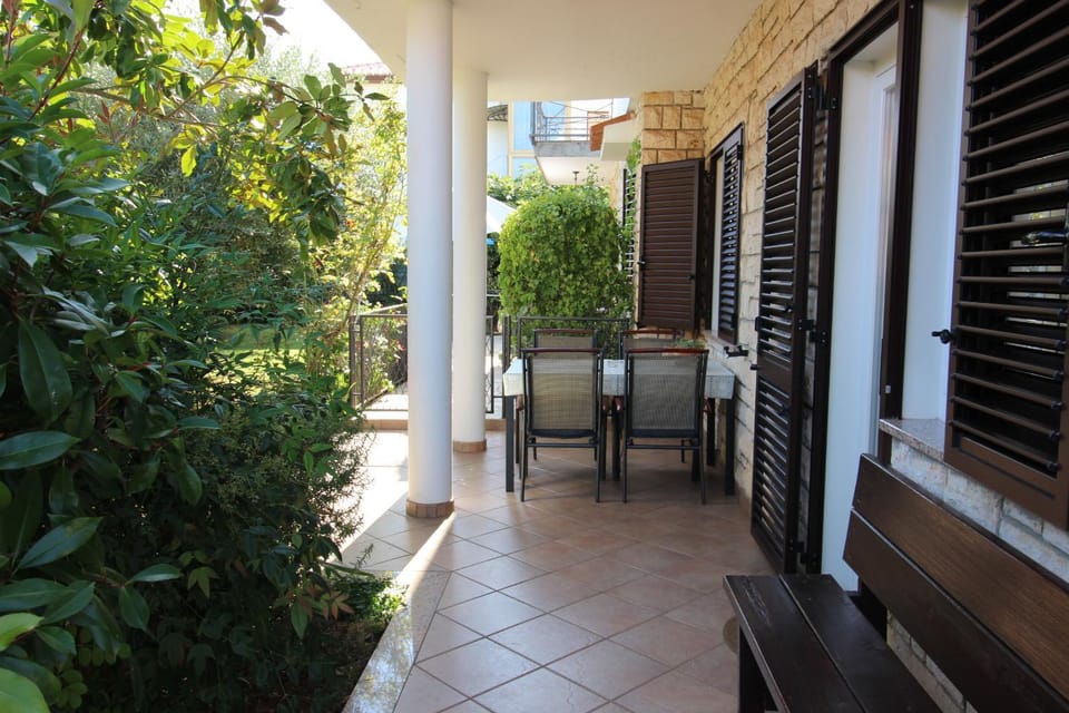 MARIELLA A4 Apartment in Novigrad